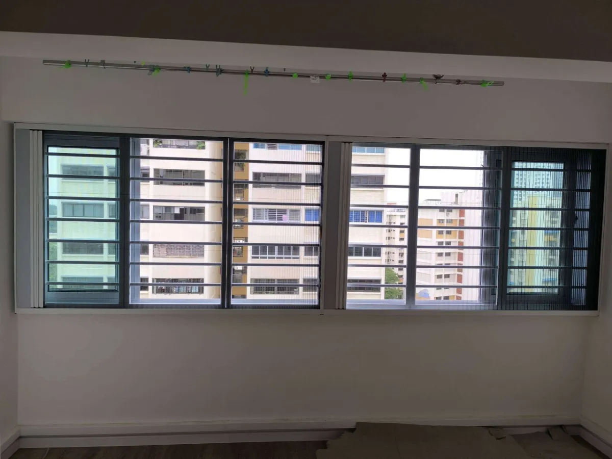 53 Telok Blangah Drive 2 In 1 Pleated & Black Out Screen 2